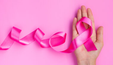 Tornano le visite al seno della campagna Nastro rosa
