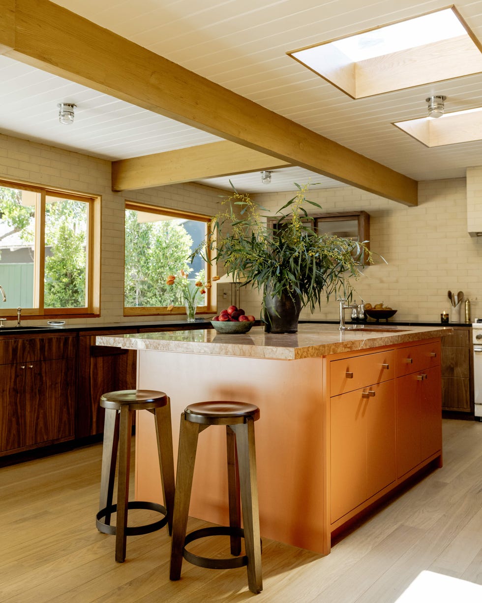 ome dezin brentwood house kitchen