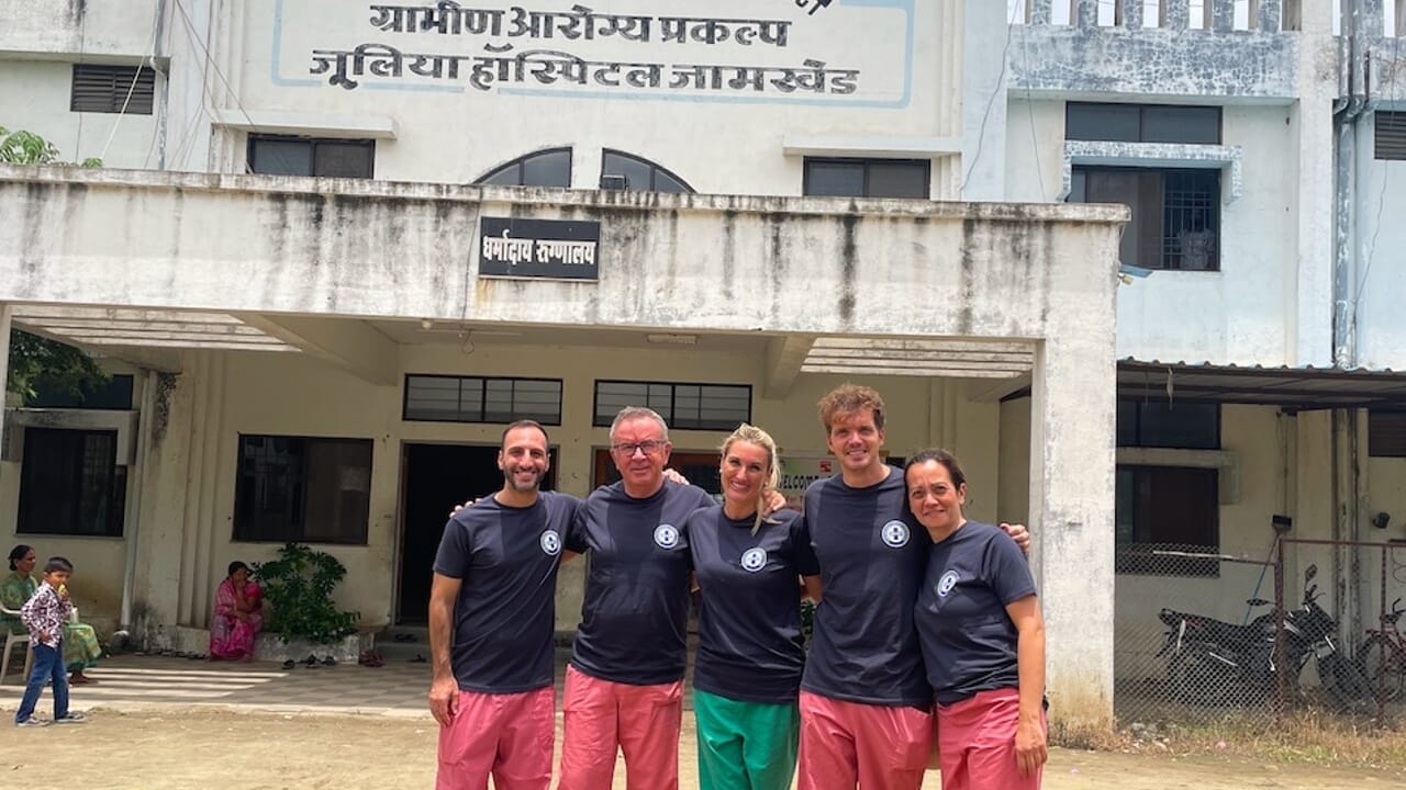 dal Policlinico una missione umanitaria verso la città indiana di Jamkhed