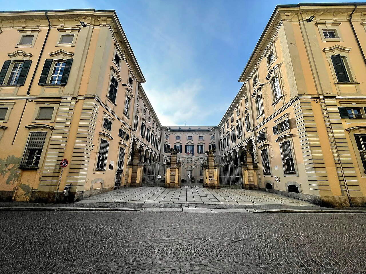 Palazzo Olevano. Foto: Fabio Romanoni
