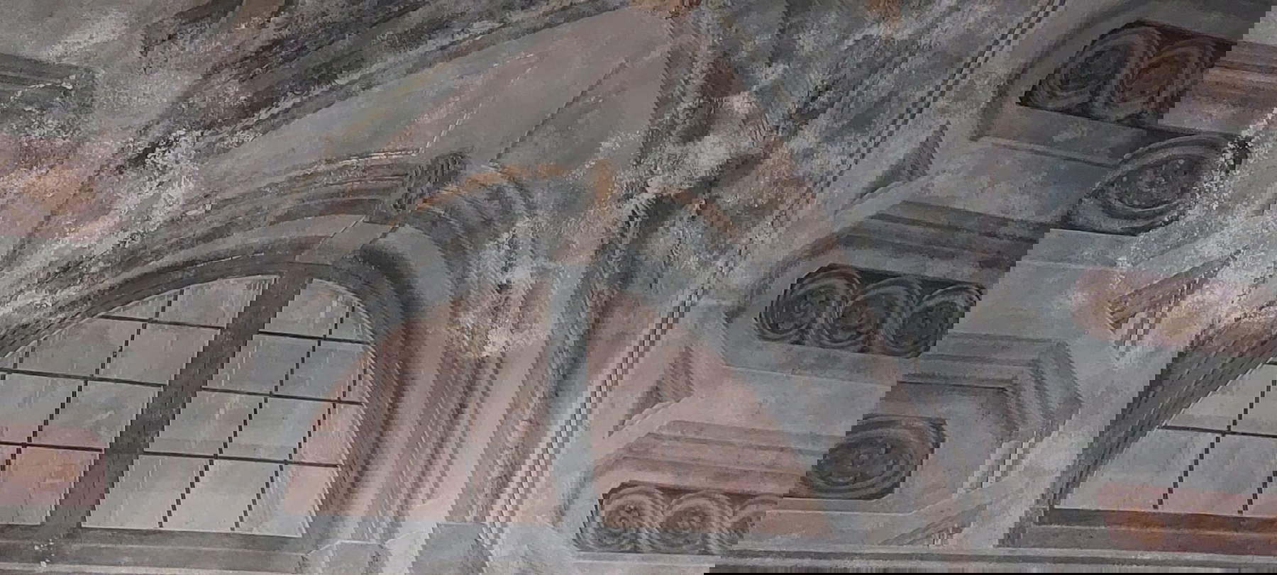 Lo stato degli affreschi di Palazzo Olevano