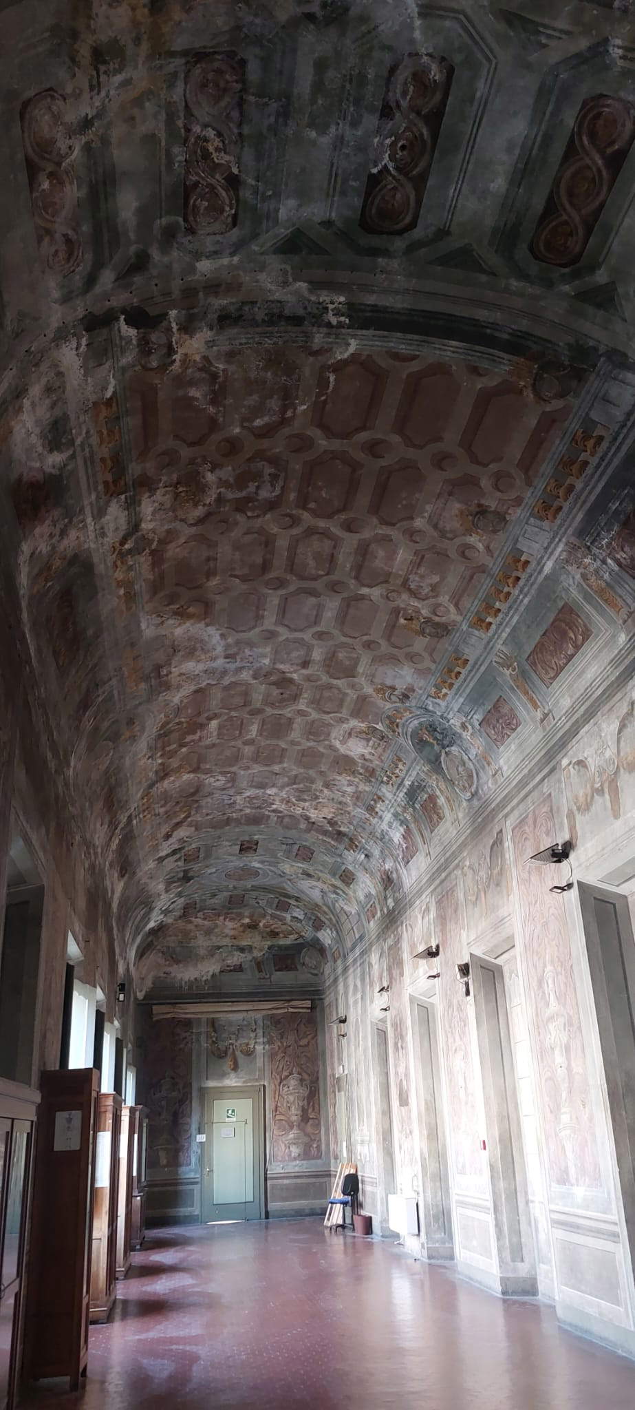 Lo stato degli affreschi di Palazzo Olevano