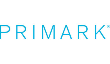 ‘We’re with you’. Torna la campagna Primark di sensibilizzazione sul tumore al seno con nuovi articoli post-operatori a prezzi accessibili