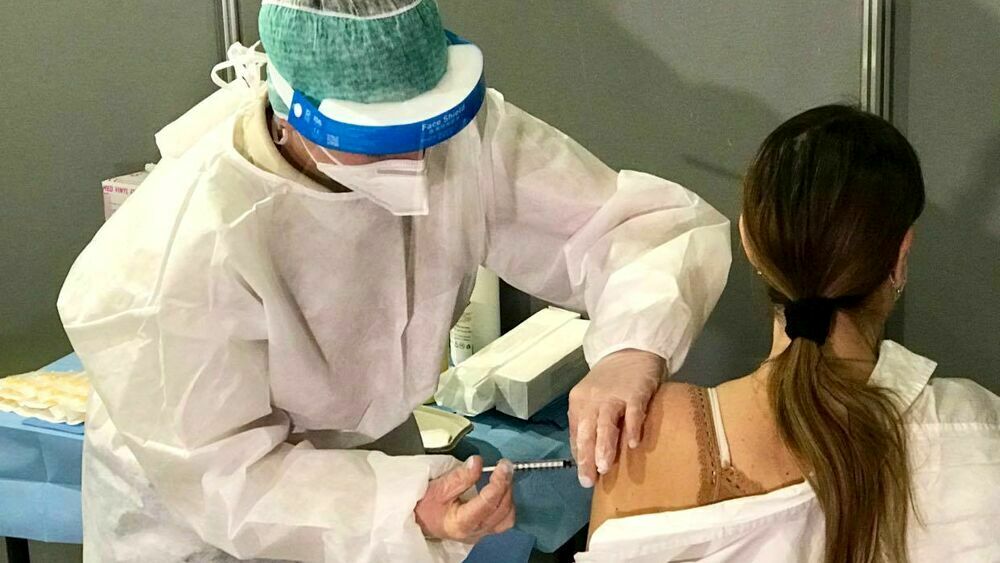 "Vaccinazioni di massa post - alluvione", ma è un fake