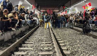 pro pal torino treni aeroporto protesta meloni minacce