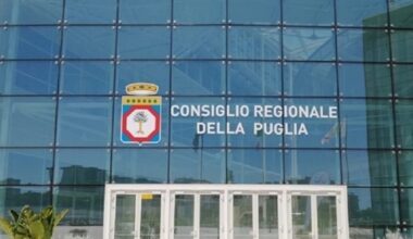 Puglia, consorzio Metropolis nella bufera per presunte irregolarità nell'organizzazione dell'orario di lavoro: 35 strutture a rischio chiusura
