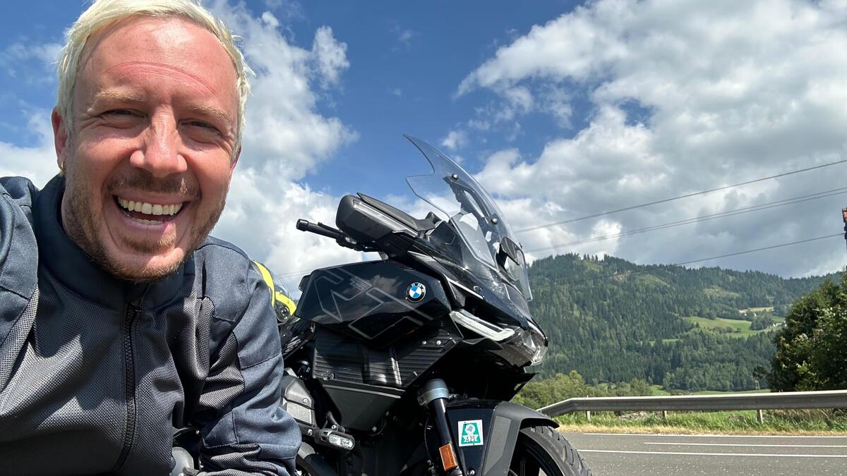 Al GP di Austria con la BMW R1300RT tra gomme forate, sala stampa bellissima e paesaggi da cartolina - MotoGP