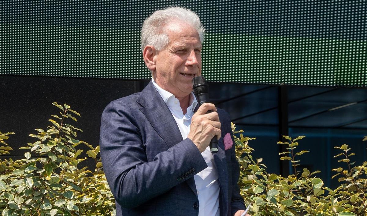 Rischio chiusura per la piscina. Pignotti incontra la nuova proprietà