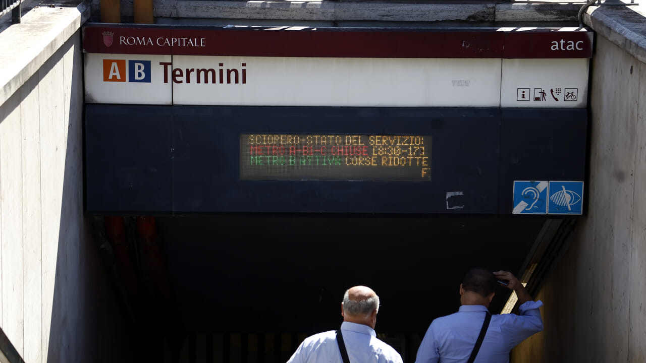 oggi stop a bus e metro fermi, orari e informazioni da sapere