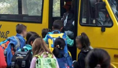 Bari, alunni disabili sui bus con altri compagni: i nuovi criteri del trasporto scolastico