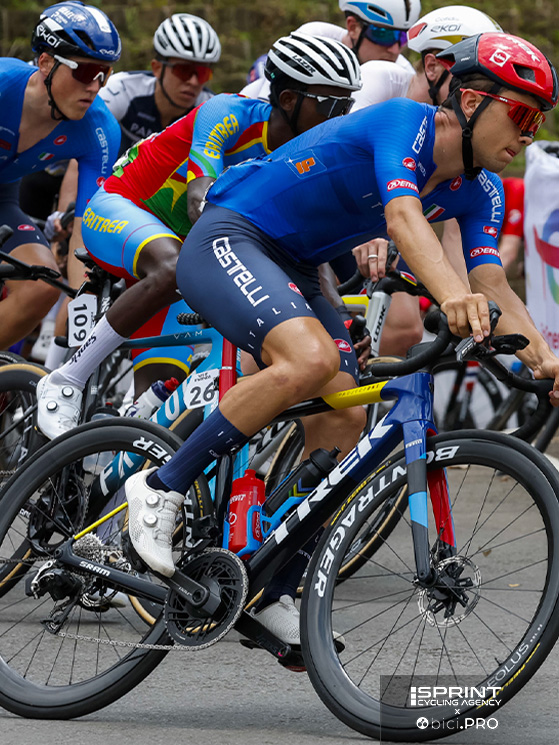 Campionato del mondo Kigali 2025, prova su strada professionisti, Andrea Bagioli e MArco Frigo in azione