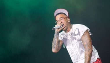 Sfera Ebbasta al concerto di Drake a Milano: il video