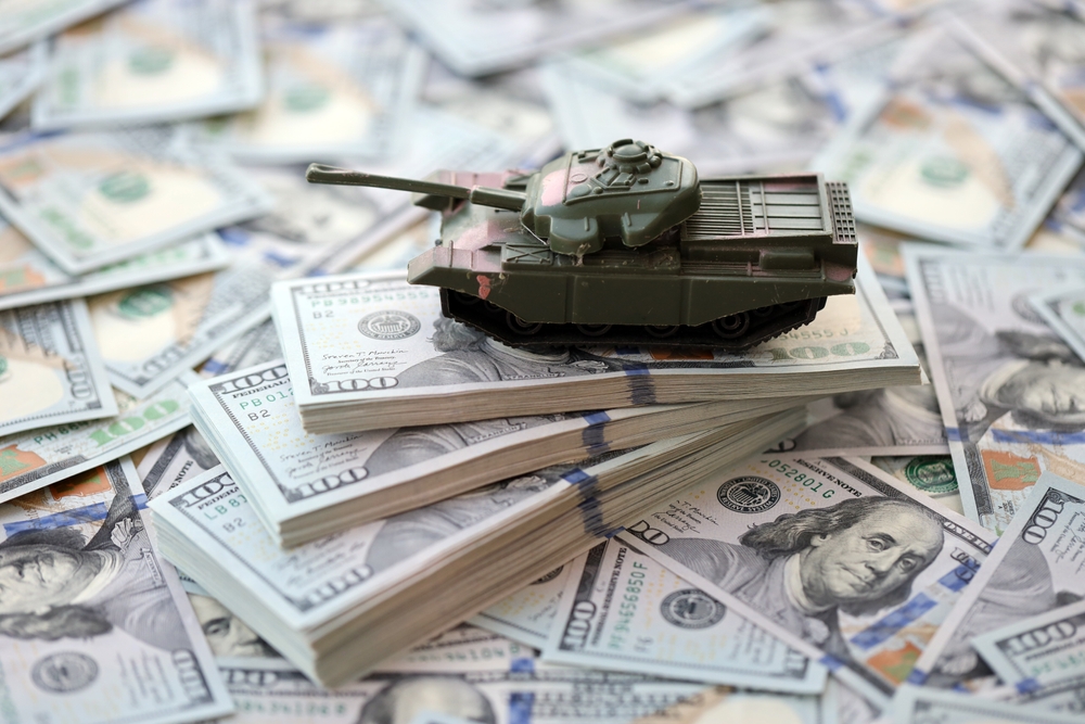 Lobbismo, oppressione, militarizzazione dell'economia: la lista delle aziende peggiori al mondo