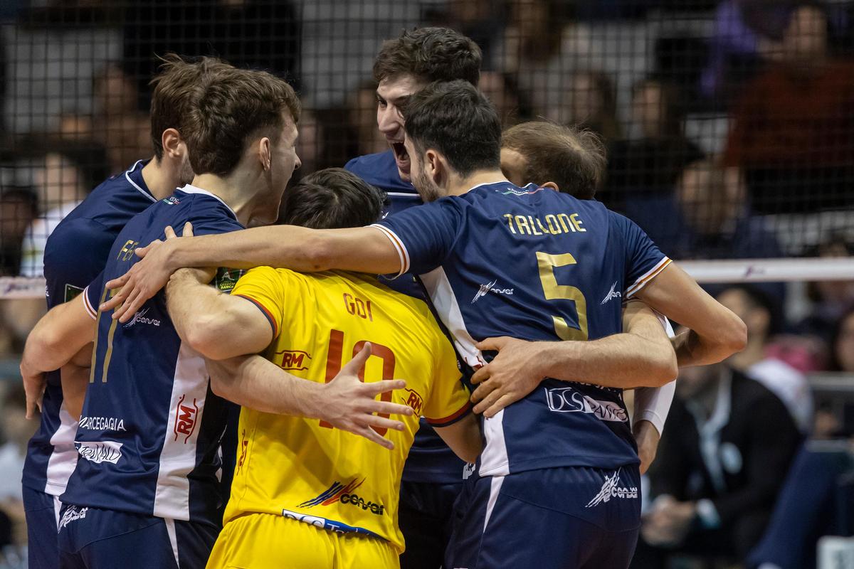 Volley. Pallavolo Grosseto, Rossi ai saluti