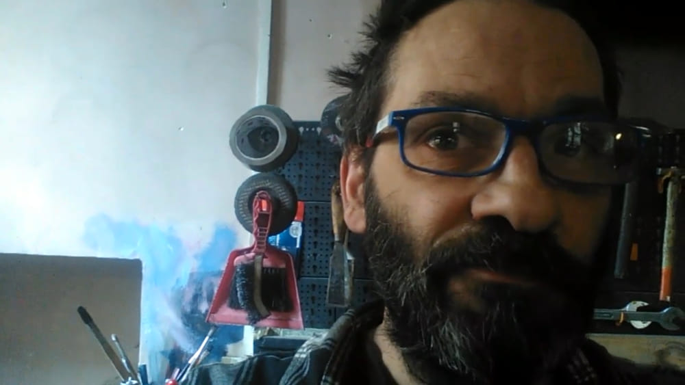 dalla strada alla poesia, così era nata la sua Ciclo Officina Letteraria