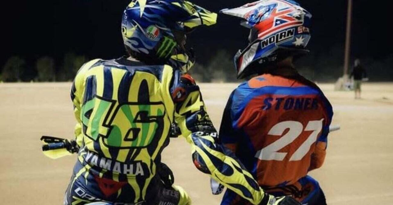 La MotoGP è una canzone italiana! Chiedetelo a Casey Stoner che è tornato da Valentino Rossi, al venerato Kevin Schwantz e pure a Alex e Marc Marquez - MOW