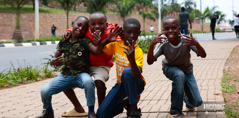 Campionati del mondo Kigali 2025, bambini, colore