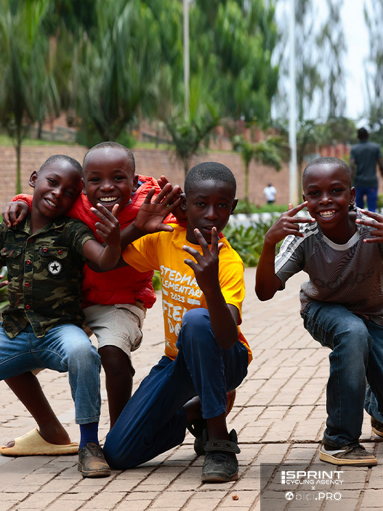 Campionati del mondo Kigali 2025, bambini, colore