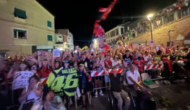 inaugurazione con i campioni della VR46