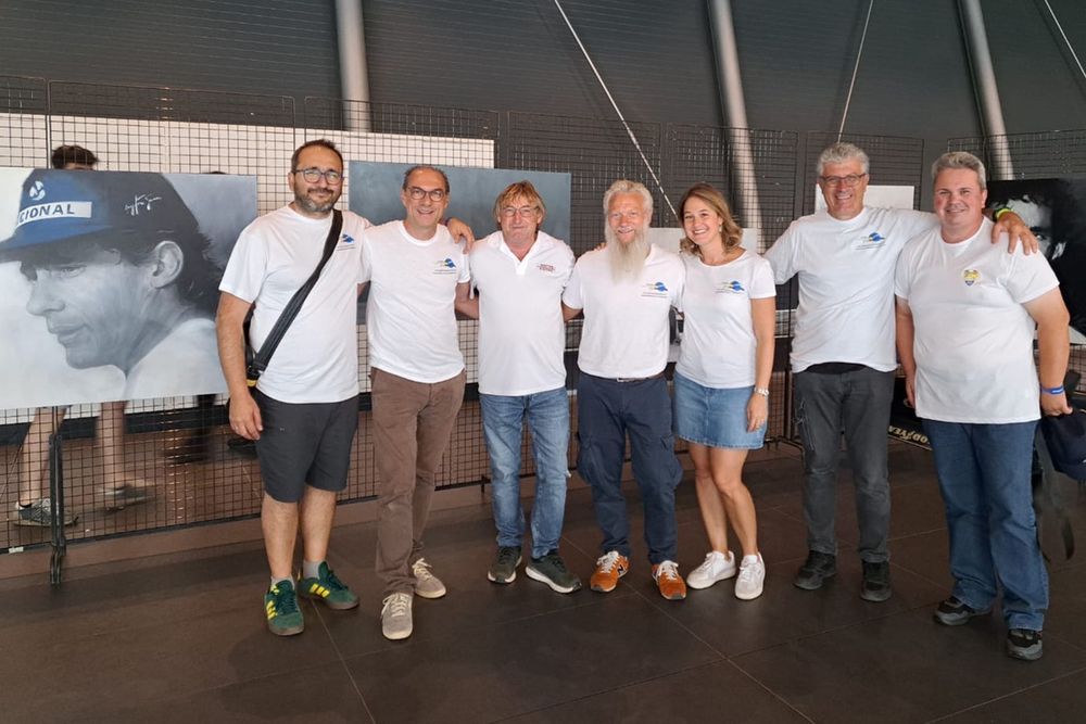 Lo staff della Tifoseria Ayrton Senna Italia