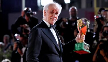 Napoli trionfa al Festival di Venezia. Coppa volpi a Toni Servillo