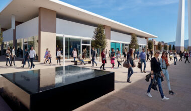 Nuove aperture di negozi e opportunità di lavoro a Torino Outlet Village: selezioni da metà ottobre