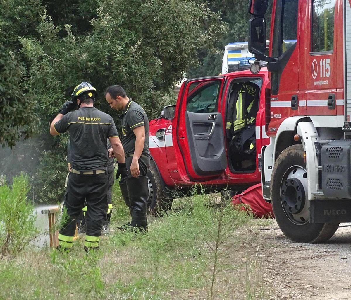 Tragica fine di due fratelli, morti nell’auto finita in un burrone. Vani i soccorsi 