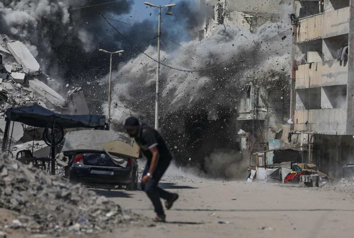 trump netanyahu gaza israele piano