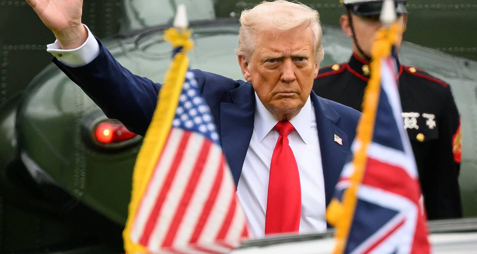 Donald Trump, atterraggio d'emergenza per il suo elicottero