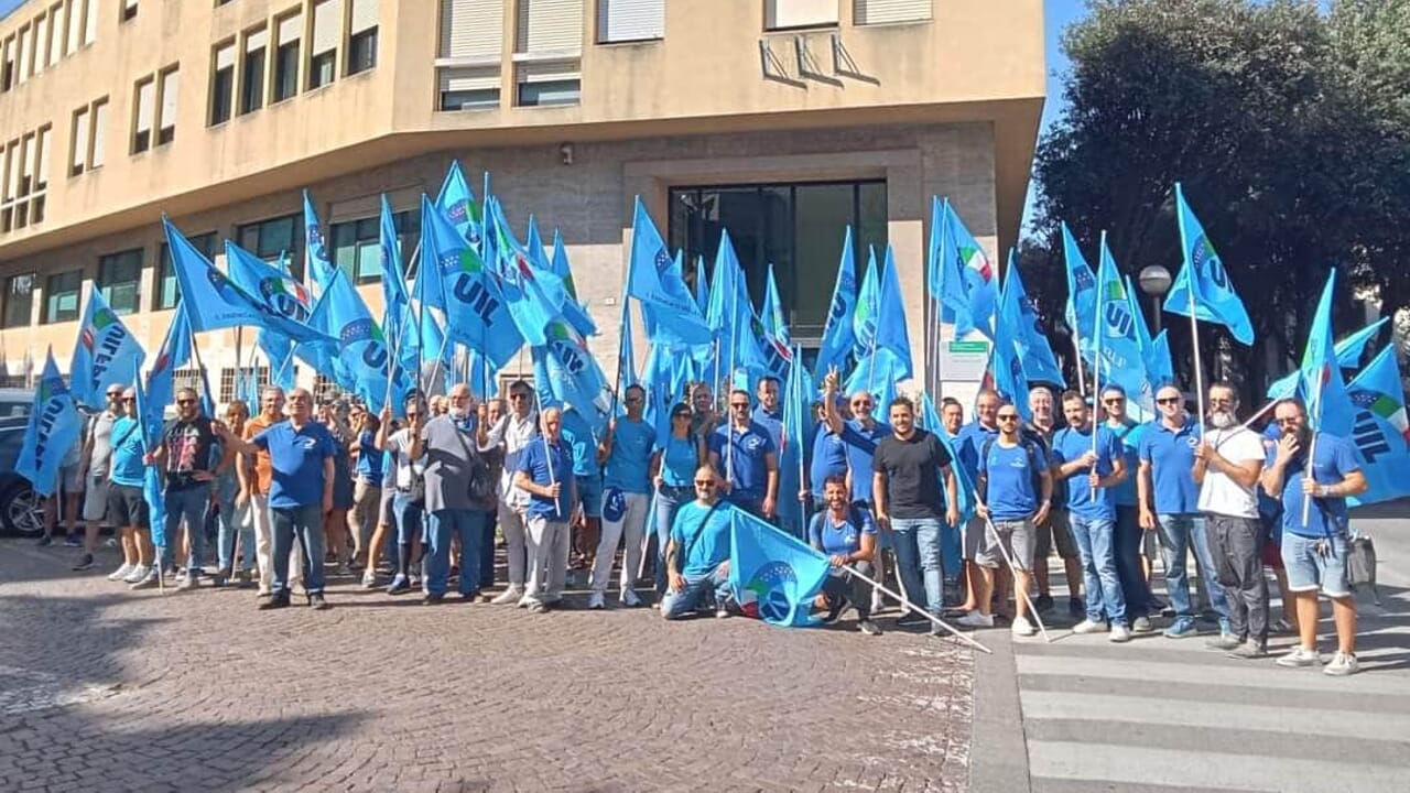 "Dall'Ausl trattenute sugli stipendi per carenze orarie non recuperate"