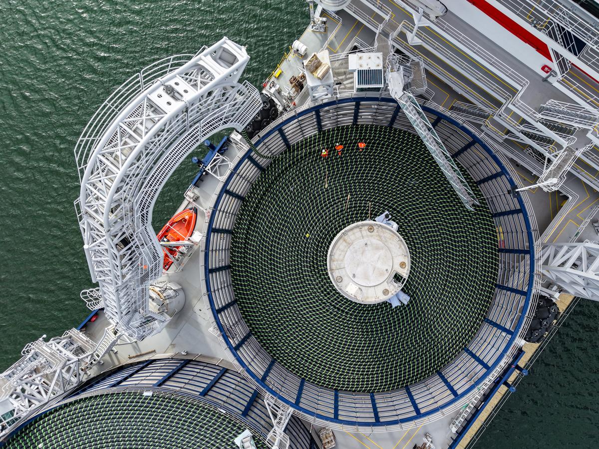 così i Rov di Prysmian li posano in fondo agli oceani