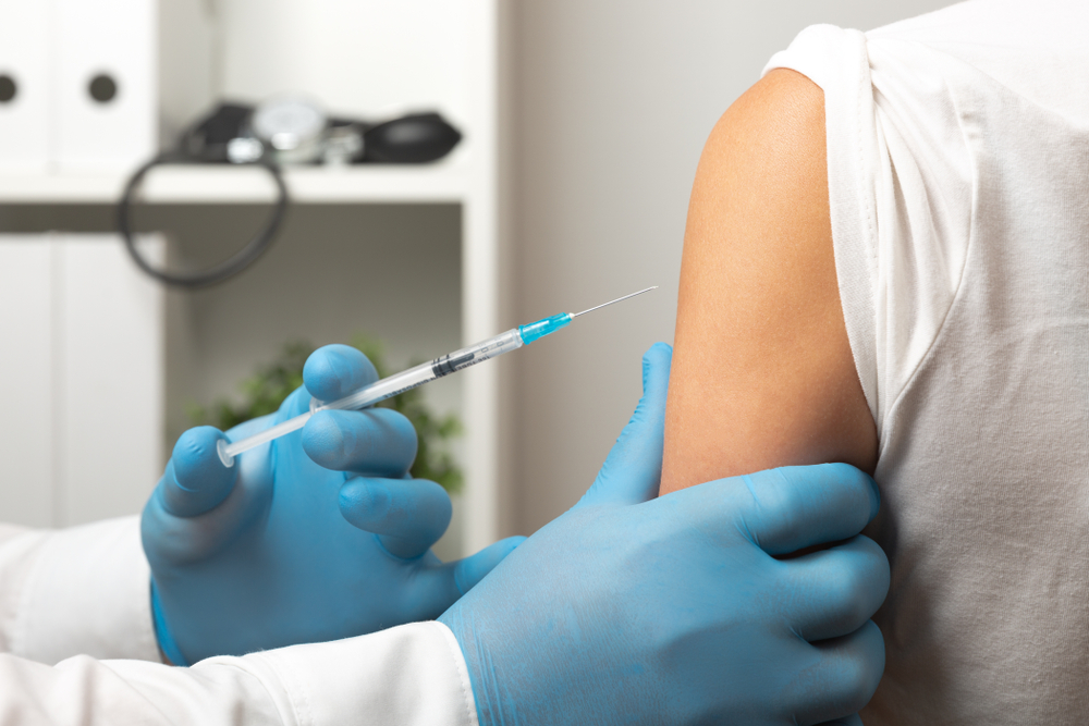 Vaccini, intervallo tra le dosi determinante per contenere le epidemie