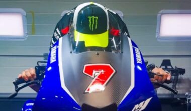 MotoGp, Valentino Rossi sulla Yamaha V4 testata a Misano | Sky Sport