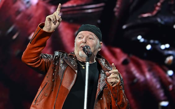 Vasco Rossi, il tour degli stadi del 2026 partirà da Rimini