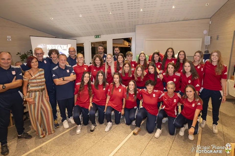 villa valle femminile - La Voce delle Valli