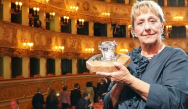 Wanda Marasco vince il Premio Campiello 2025 con 'Di spalle a questo mondo'