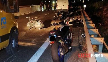 feriti in otto, un 36enne muore dopo la corsa in ospedale