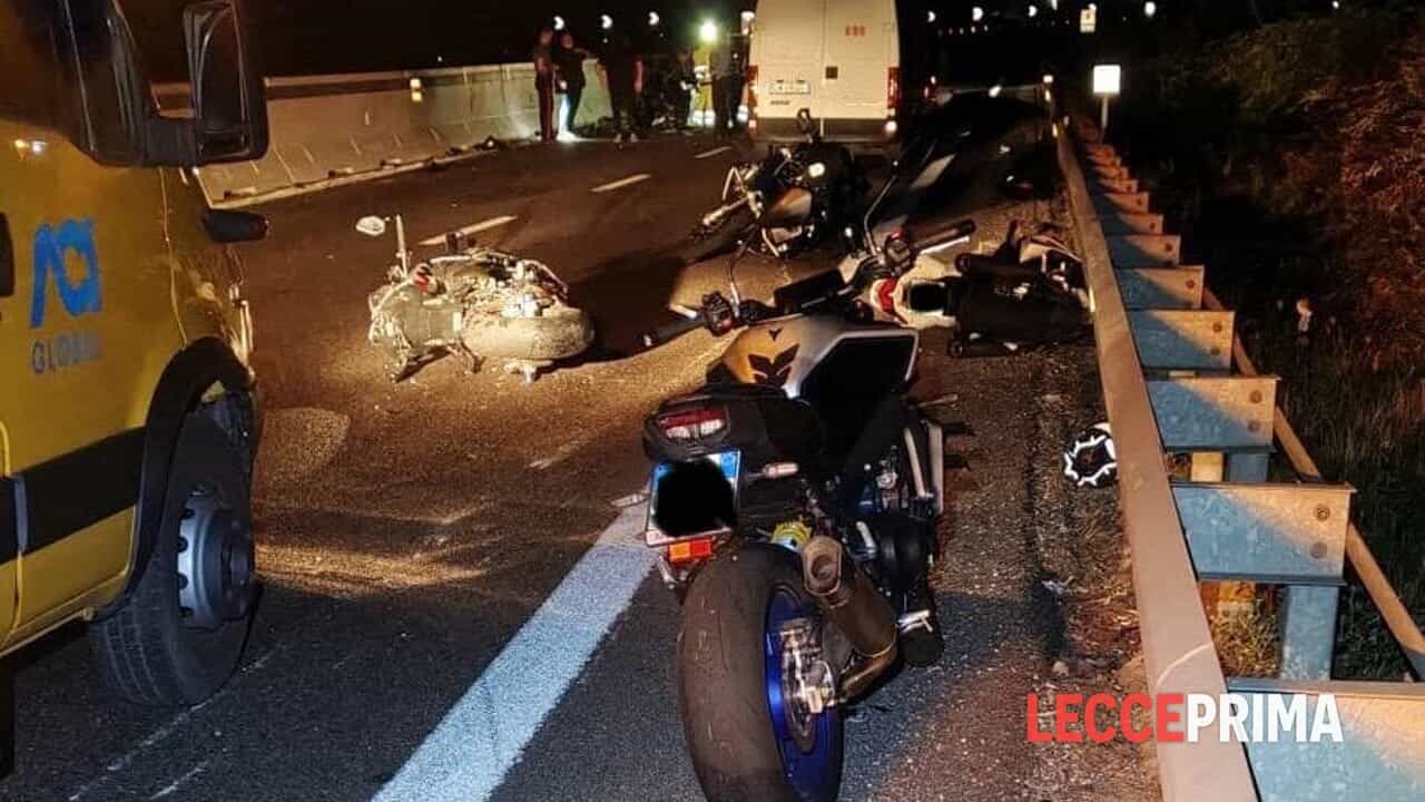 feriti in otto, un 36enne muore dopo la corsa in ospedale