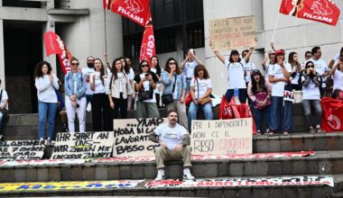 Yoox, altra fumata nera al tavolo in Regione. La protesta dei lavoratori: “Così ci rubano il futuro” - Il Resto del Carlino