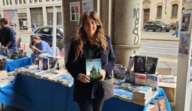 Turisti come Goldoni e Casanova, Dumas, De Chirico: in edicola con La Stampa i “Forestieri a Torino”