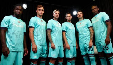 Bologna, ecco la terza maglia. Il debutto contro il Friburgo: “Omaggio al Nettuno”