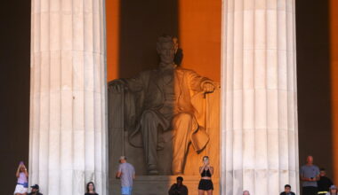 Caos Usa per lo shutdown, migliaia di posti a rischio - Nord America
