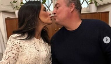 Maria Grazia Cucinotta festeggia 30 anni di nozze: "Ho le rughe"