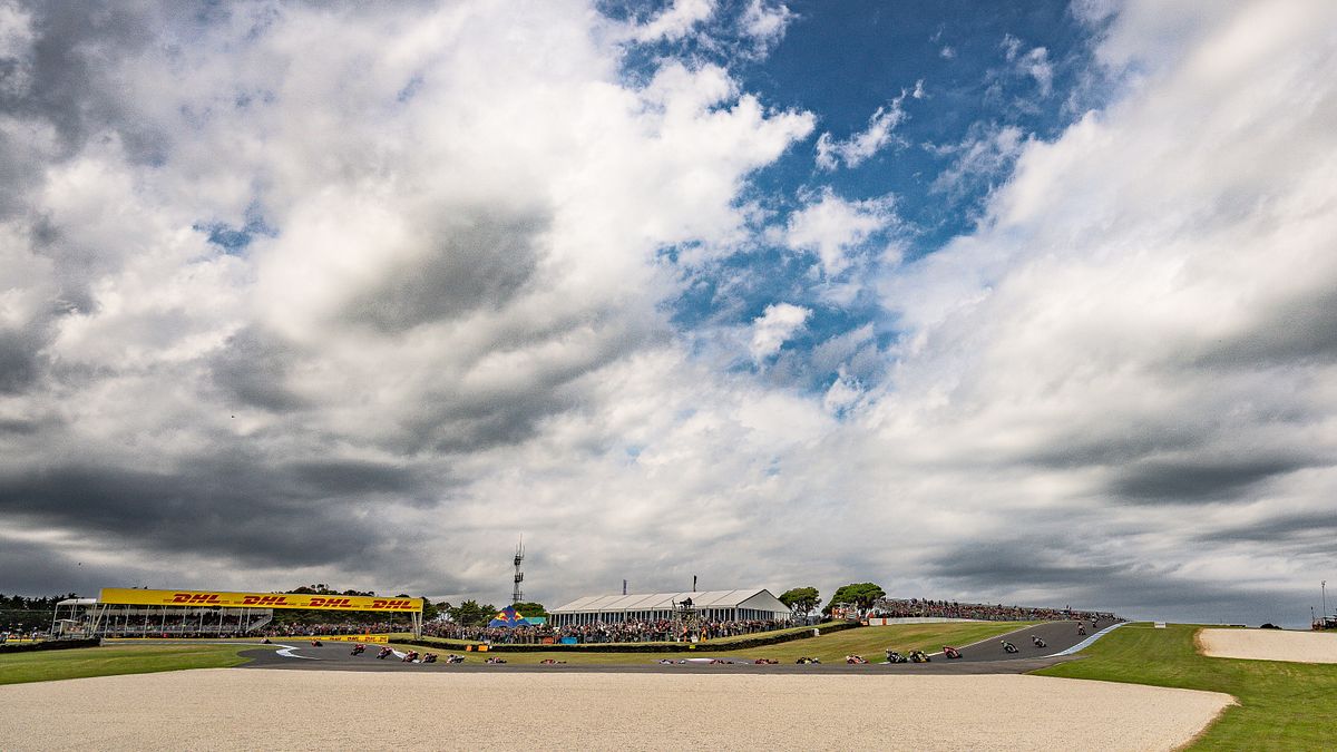 Bagnaia e Bezzecchi alla sfida di Phillip Island