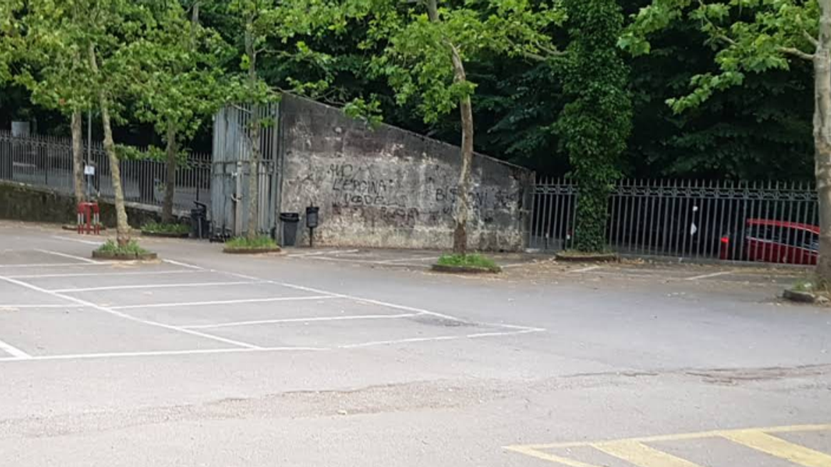 Perugia, giovane ucciso con una coltellata in un parcheggio