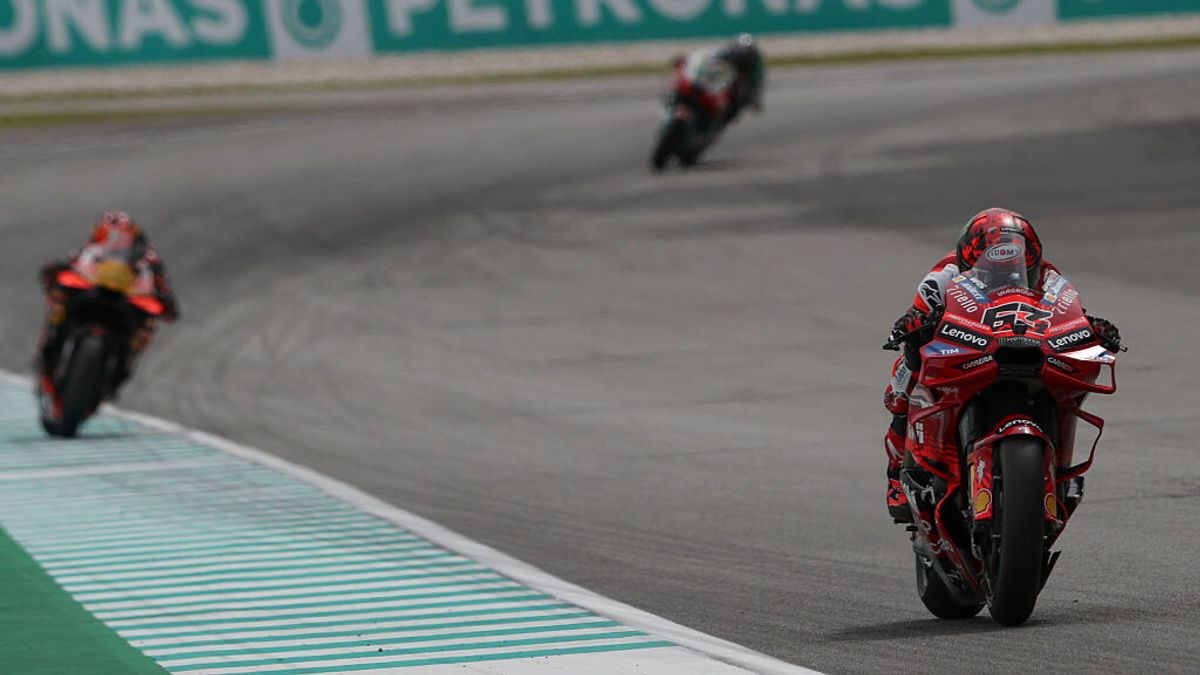 "Marquez? I miei problemi sono altri, i movimenti della moto mi ostacolano"