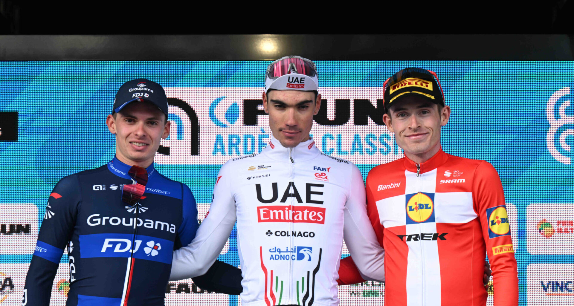 Lidl-Trek, Juan Ayuso risponde a Mattias Skjelmose: "Posso capire una certa frustrazione, ma se si vuole diventare una super squadra è normale continuare a ingaggiare buoni corridori"