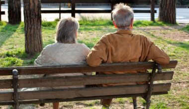 Perché le donne vivono più a lungo degli uomini? Secondo uno studio è merito dell'evoluzione