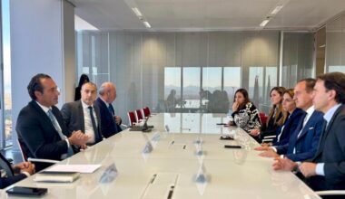 Stellantis, Filosa rafforza il legame con Torino: “Supportiamo il cambio di rotta in Europa”