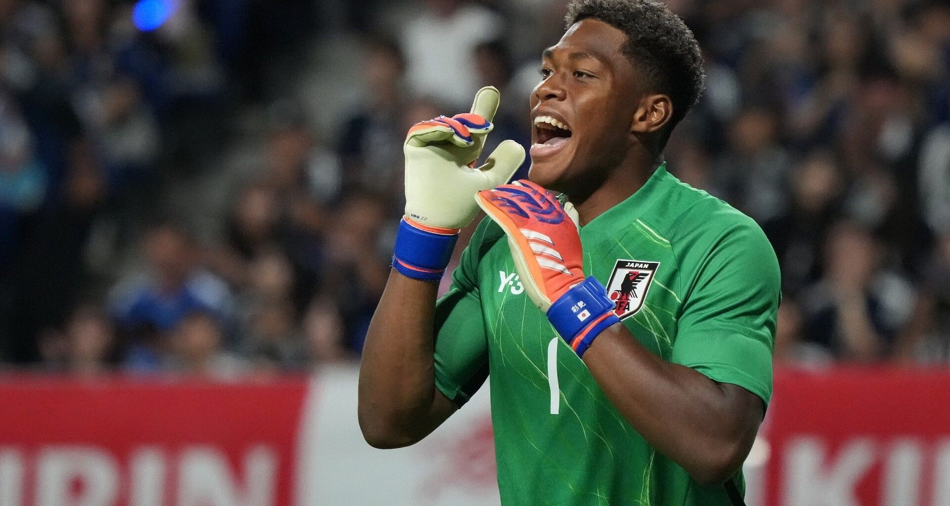 Milan-Chelsea per Suzuki: "Voglio diventare uno dei migliori portieri del mondo, sono concentrato su Parma e Mondiale. A gennaio con Bonny all'Inter…"